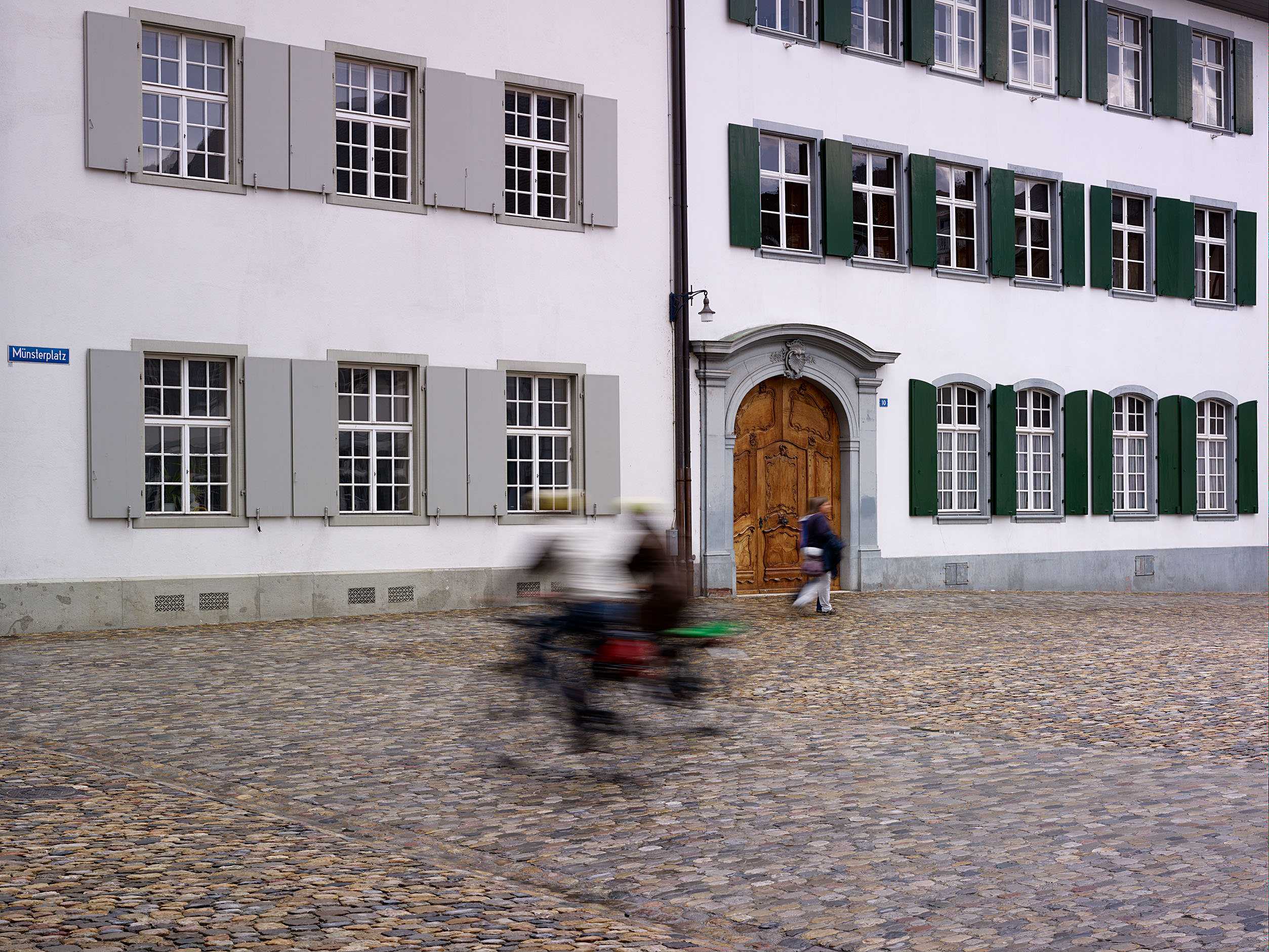 E12411 alpa 039803 j2560